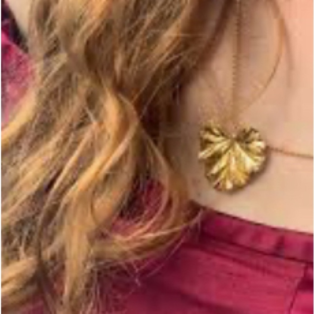 Gold Leaf Pendant Necklace